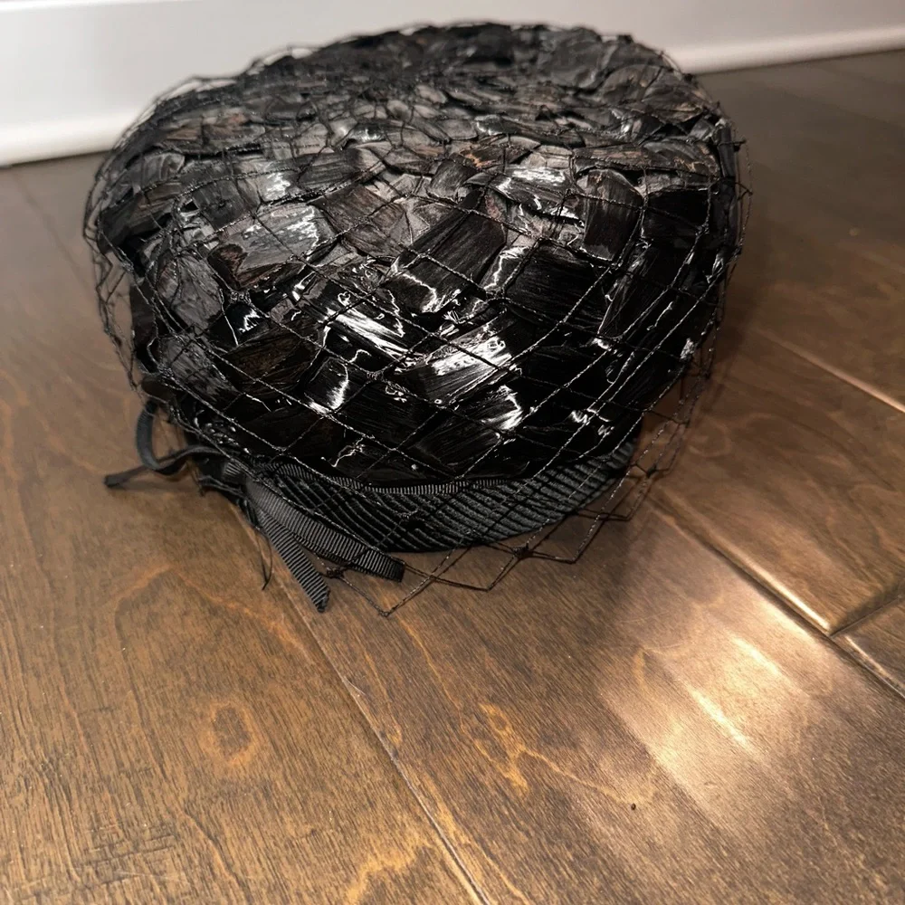1950's Darcel Exclusive Vintage Cocktail Hat Black Netted Fascinator